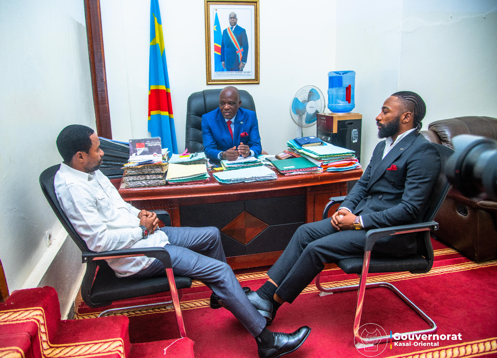 L’ENTREPRISE ONYO-BT ANNONCE À AUGUSTIN KAYEMBA MULEMENA L’ARRIVÉE DES MATÉRIELS DE TRANSPORT DE SON COURANT L’ENTREPRISE ONYO-BT ANNONCE À AUGUSTIN KAYEMBA MULEMENA L’ARRIVÉE DES MATÉRIELS DE TRANSPORT DE SON COURANT