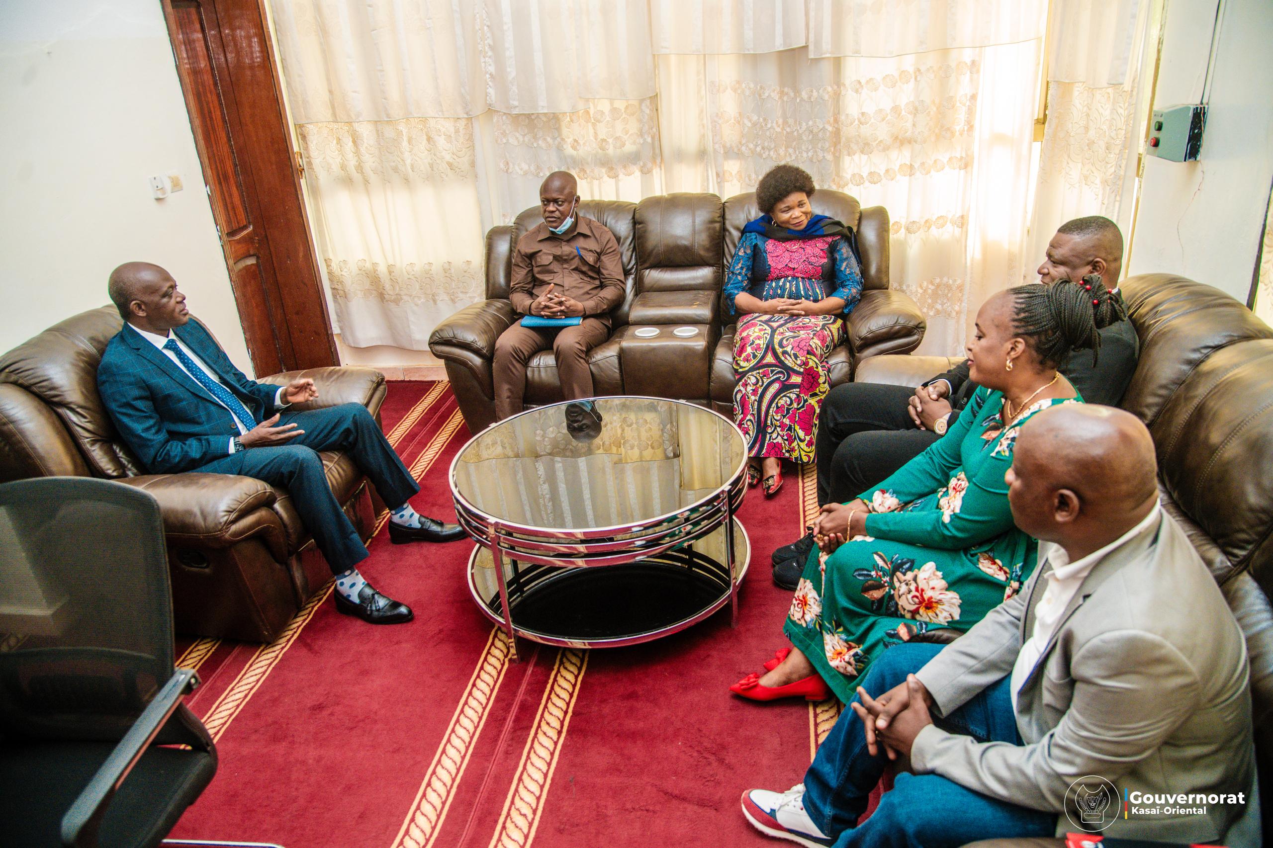 BIENTÔT UN LABORATOIRE D’ANALYSES D’ÉCHANTILLONS À MBUJIMAYI BIENTÔT UN LABORATOIRE D’ANALYSES D’ÉCHANTILLONS À MBUJIMAYI