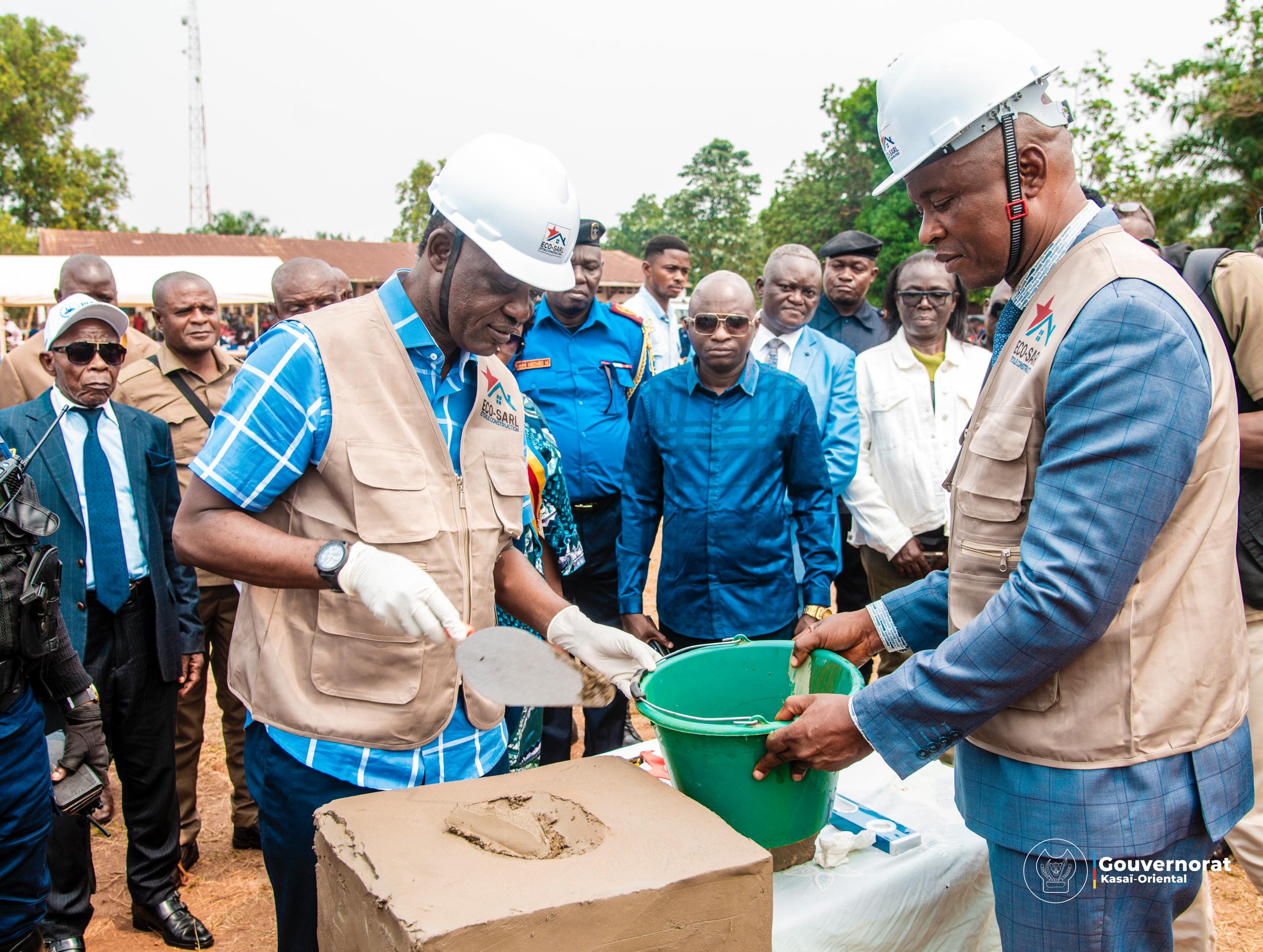 LANCEMENT OFFICIEL DES TRAVAUX DE CONSTRUCTION DE L&rsquo;INSTITUT MASHALA BAMBI, UN ENGAGEMENT FORT DE  AUGUSTIN KAYEMBA MULEMENA POUR L&rsquo;ÉDUCATION AU KASAÏ ORIENTAL