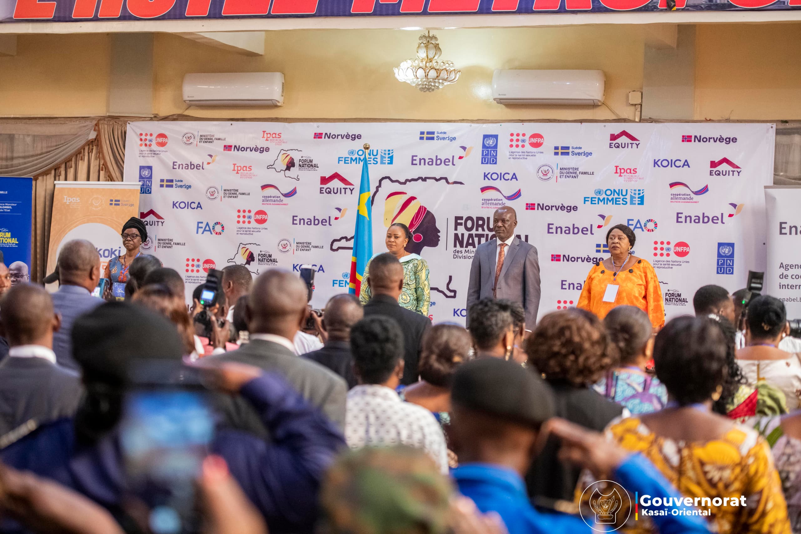LE GOUVERNEUR AD INTÉRIM AUGUSTIN KAYEMBE MULEMENA À L’OUVERTURE DU 8ÈME FORUM NATIONAL SUR LE GENRE LE GOUVERNEUR AD INTÉRIM AUGUSTIN KAYEMBE MULEMENA À L’OUVERTURE DU 8ÈME FORUM NATIONAL SUR LE GENRE