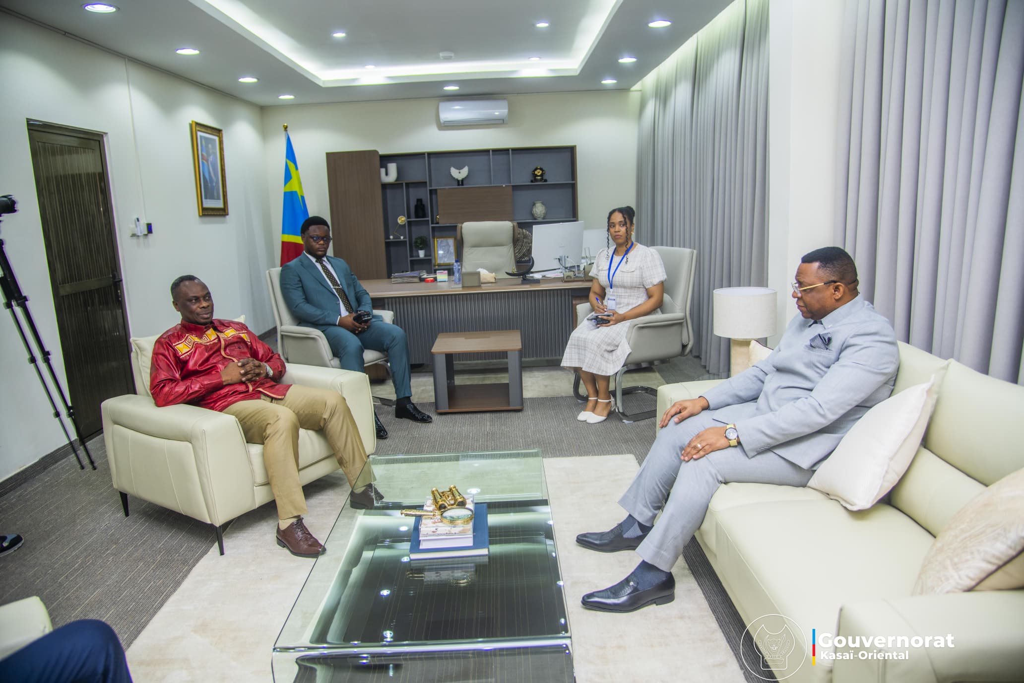 JEAN-PAUL MBWEBWA KAPO À L’OEUVRE POUR DÉBLOQUER LES PROJETS FPI AU KASAÏ ORIENTAL 