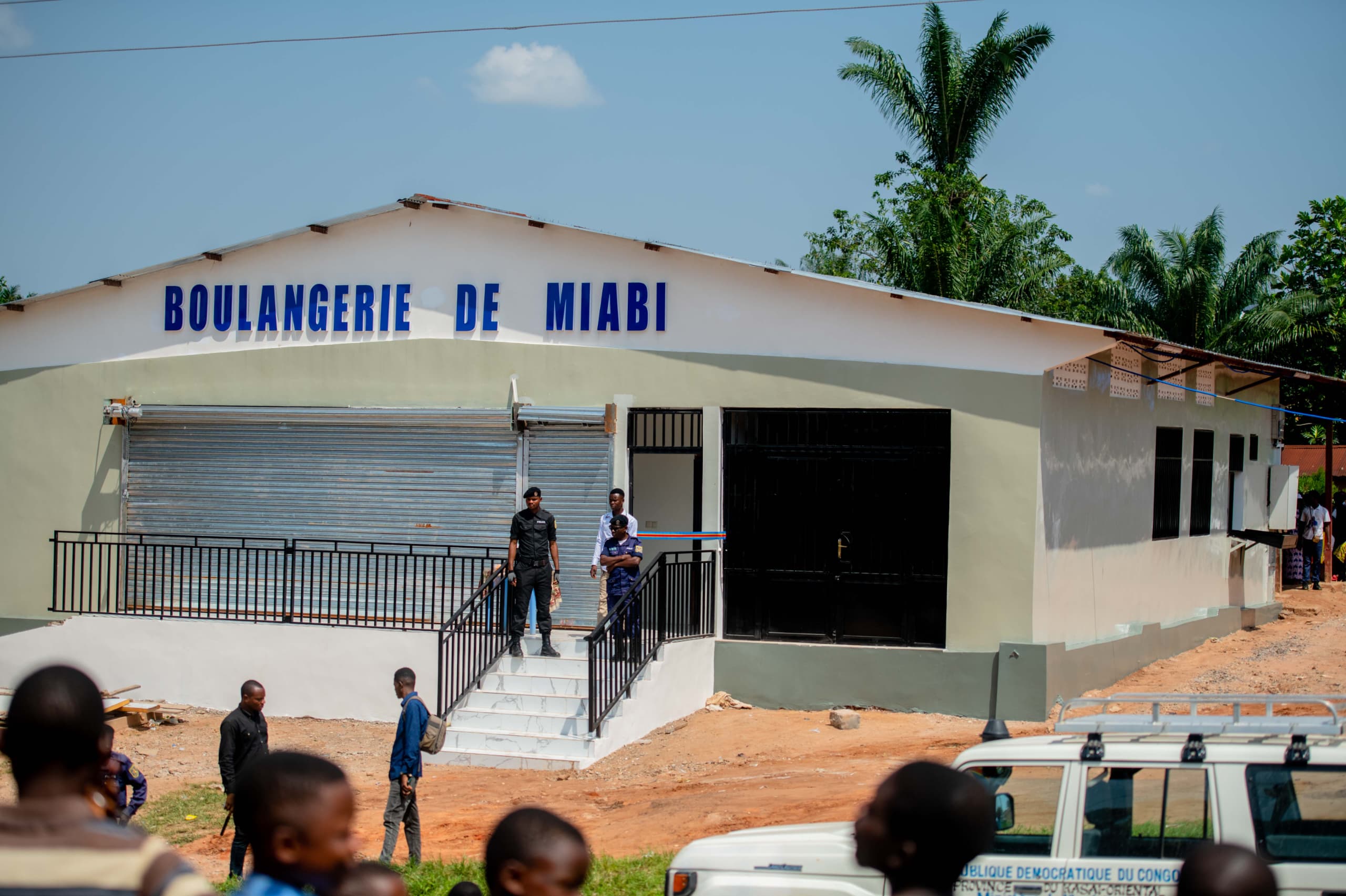 INAUGURATION DE LA BOULANGERIE DE MIABI ET POSE DE LA PIERRE POUR LA CONSTRUCTION D’UNE LIMONADERIE INAUGURATION DE LA BOULANGERIE DE MIABI ET POSE DE LA PIERRE POUR LA CONSTRUCTION D’UNE LIMONADERIE
