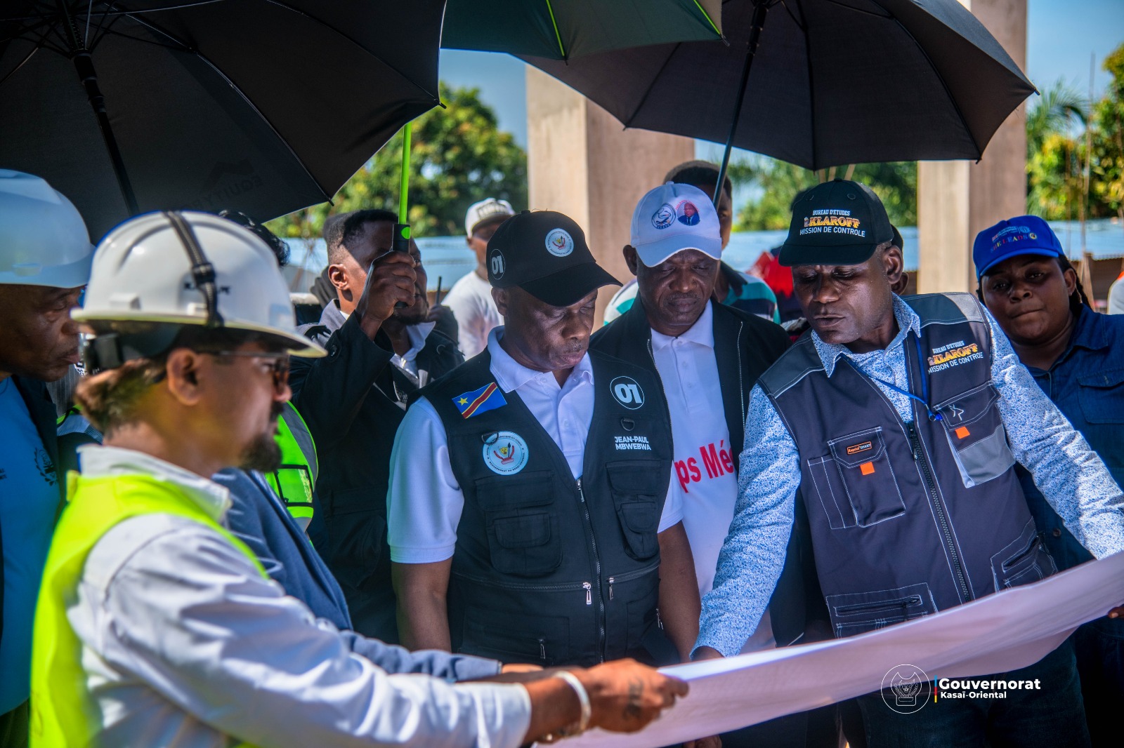 JEAN-PAUL MBWEBWA KAPO SALUE L’AVANCEMENT DES TRAVAUX DE L&rsquo;AÉROPORT DE BIPEMBA