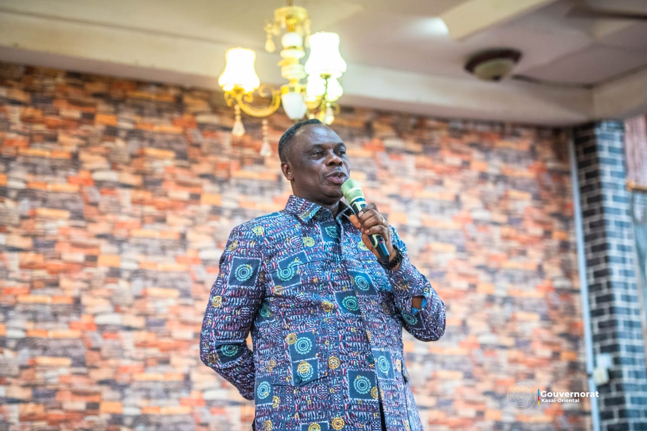 CÉLÉBRATION DE LA JOURNÉE INTERNATIONALE DES DROITS DE LA FEMME : JEAN-PAUL MBWEBWA KAPO APPELLE À L’UNITÉ ET À LA PRIÈRE POUR LA RDC CÉLÉBRATION DE LA JOURNÉE INTERNATIONALE DES DROITS DE LA FEMME : JEAN-PAUL MBWEBWA KAPO APPELLE À L’UNITÉ ET À LA PRIÈRE POUR LA RDC