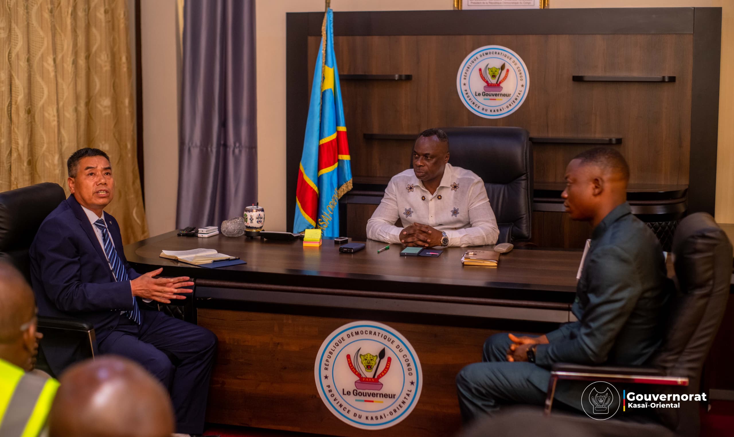 JEAN-PAUL MBWEBWA KAPO ÉCHANGE AVEC LES RESPONSABLES DE CEMENT KASAÏ SAS SUR L&rsquo;EVOLUTION DES TRAVAUX DE LA CIMENTERIE