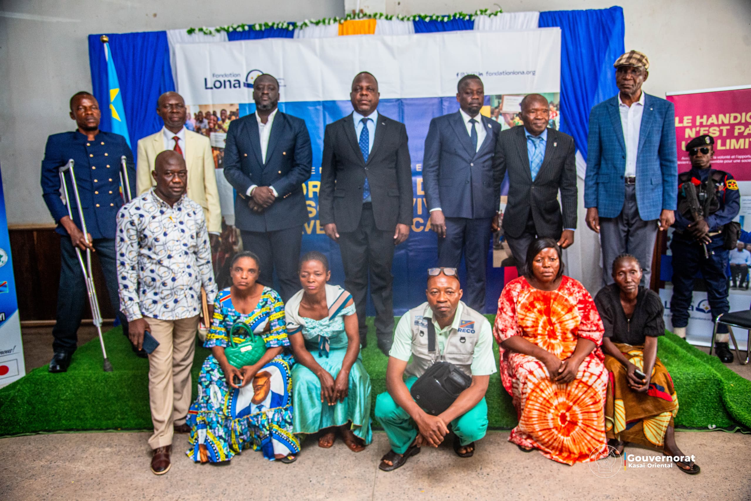 LE GOUVERNEUR AD INTÉRIM PATRICK MUKENDI LANCE LA FORMATION PROFESSIONNELLE DE 80 PERSONNES VIVANT AVEC HANDICAP INITIÉE PAR LA FONDATION LONA 