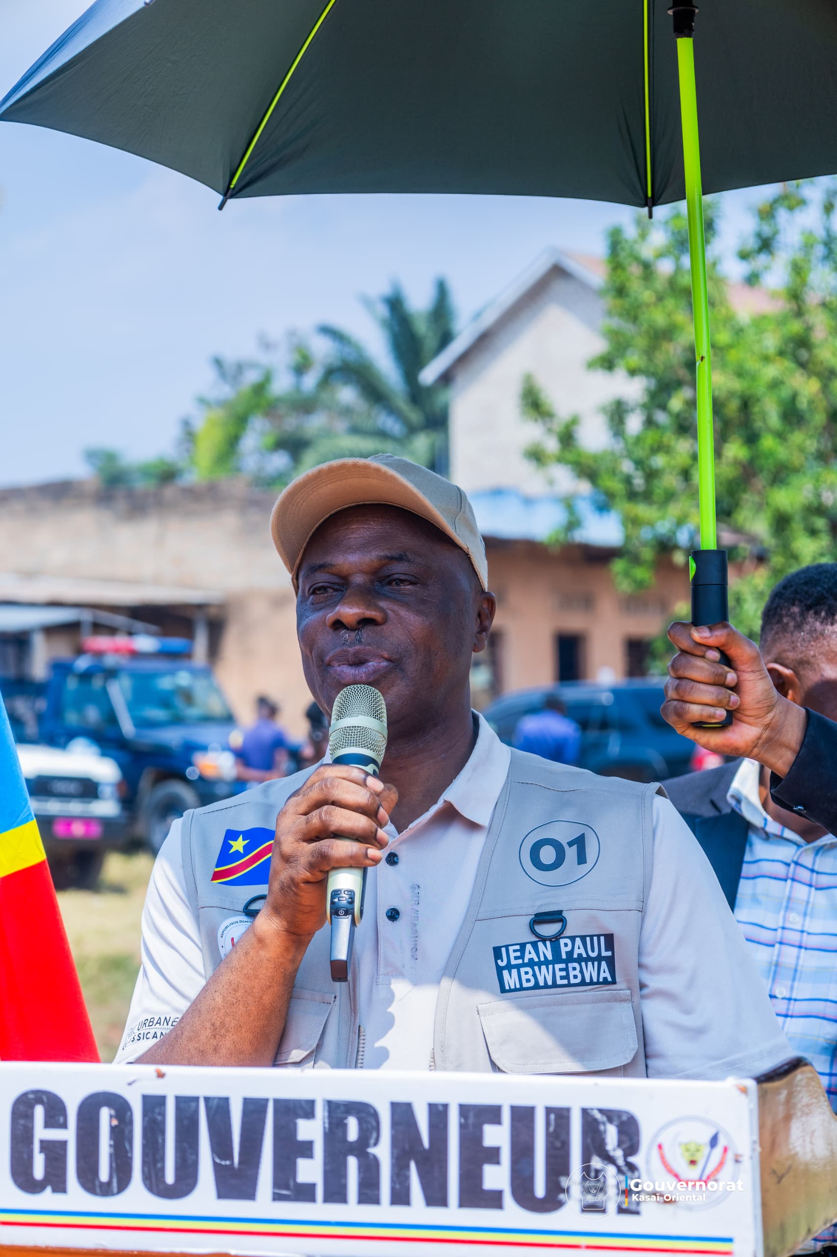 JEAN-PAUL MBWEBWA KAPO CLÔTURE SON ITINÉRANCE À MBUJIMAYI ET RÉAFFIRME SON ENGAGEMENT POUR LE DÉVELOPPEMENT DU KASAÏ ORIENTAL