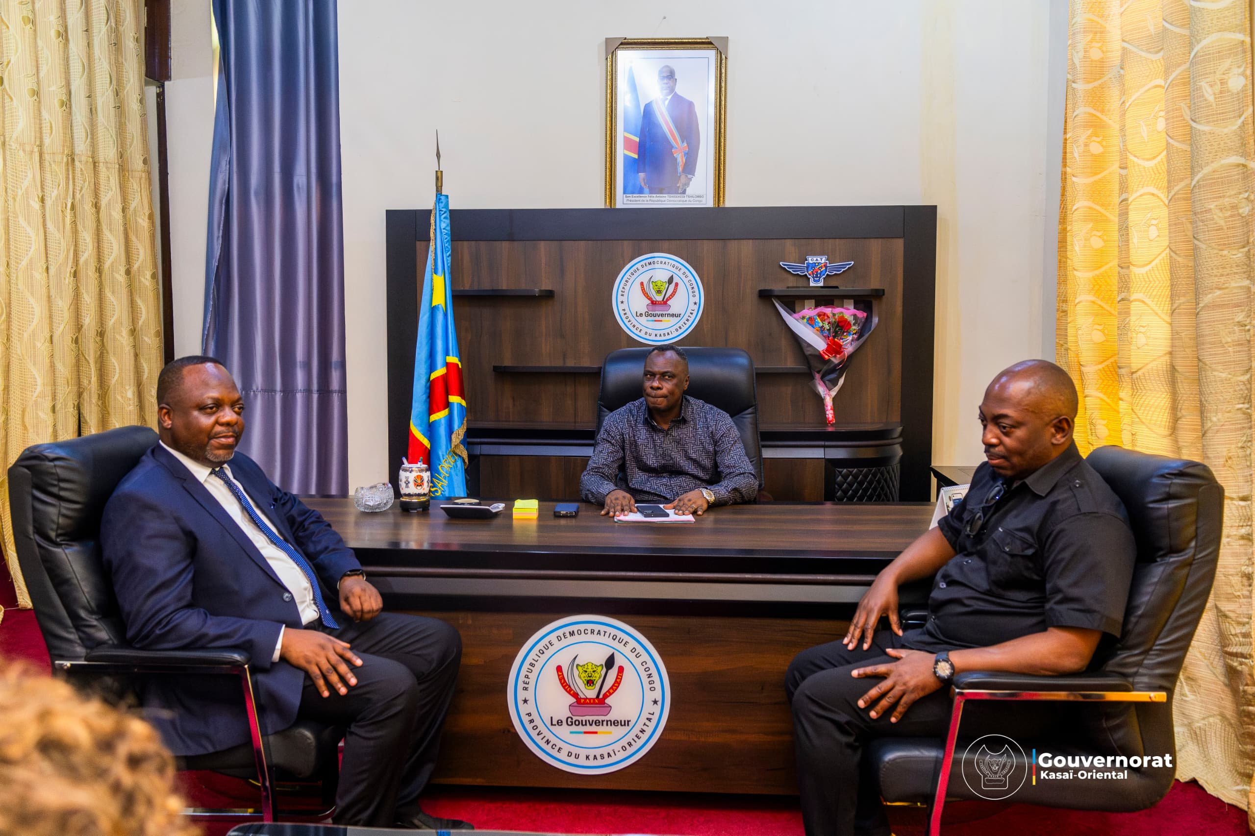 JEAN-PAUL MBWEBWA KAPO ÉCHANGE AVEC L’ÉQUIPE DE RECRUTEMENT DES JEUNES POUR LES FARDC